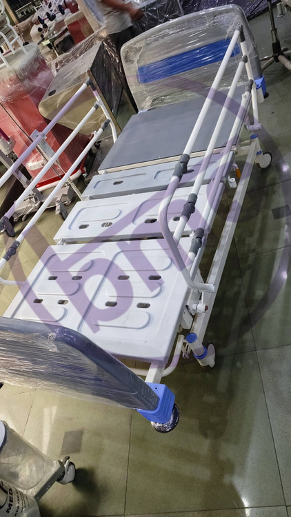 تخت بیمارستانی