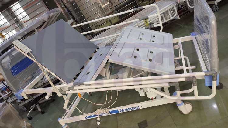 تخت بستری بیمار