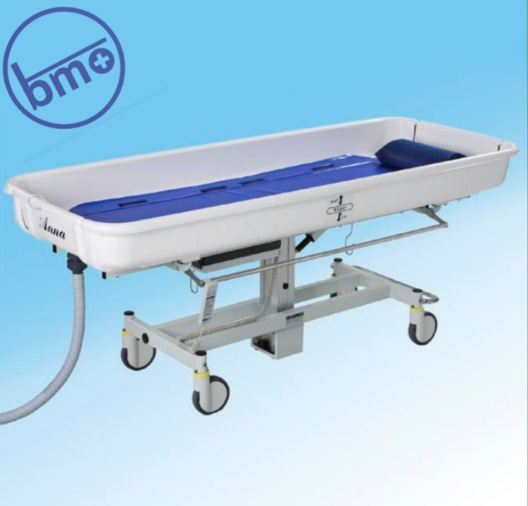 تخت شستشوی بیمار