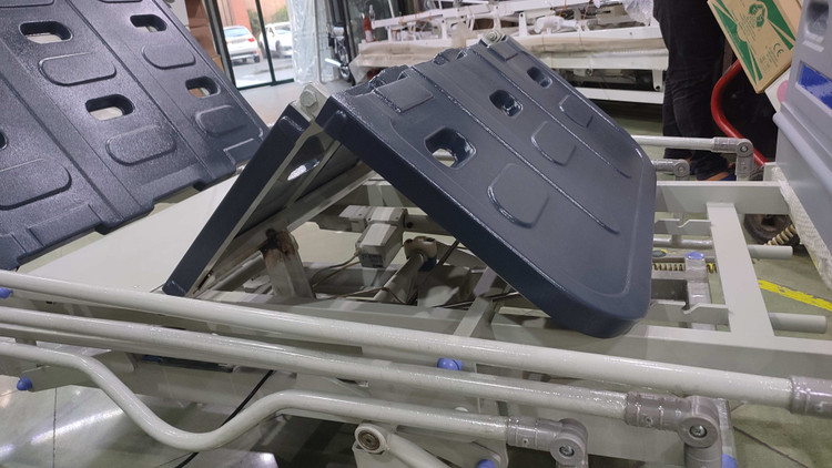 تخت برقی بیمارستانی پارمدیک