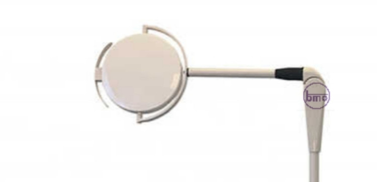 چراغ جراحی تک قمر