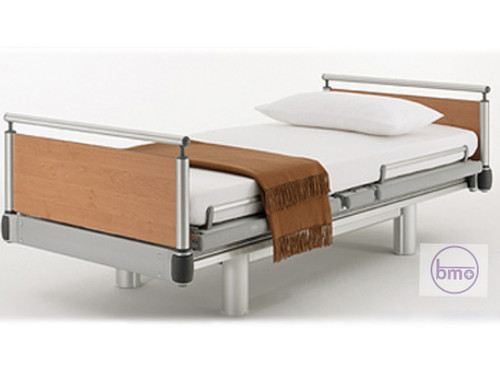 تخت بستری بیمار آلمانی