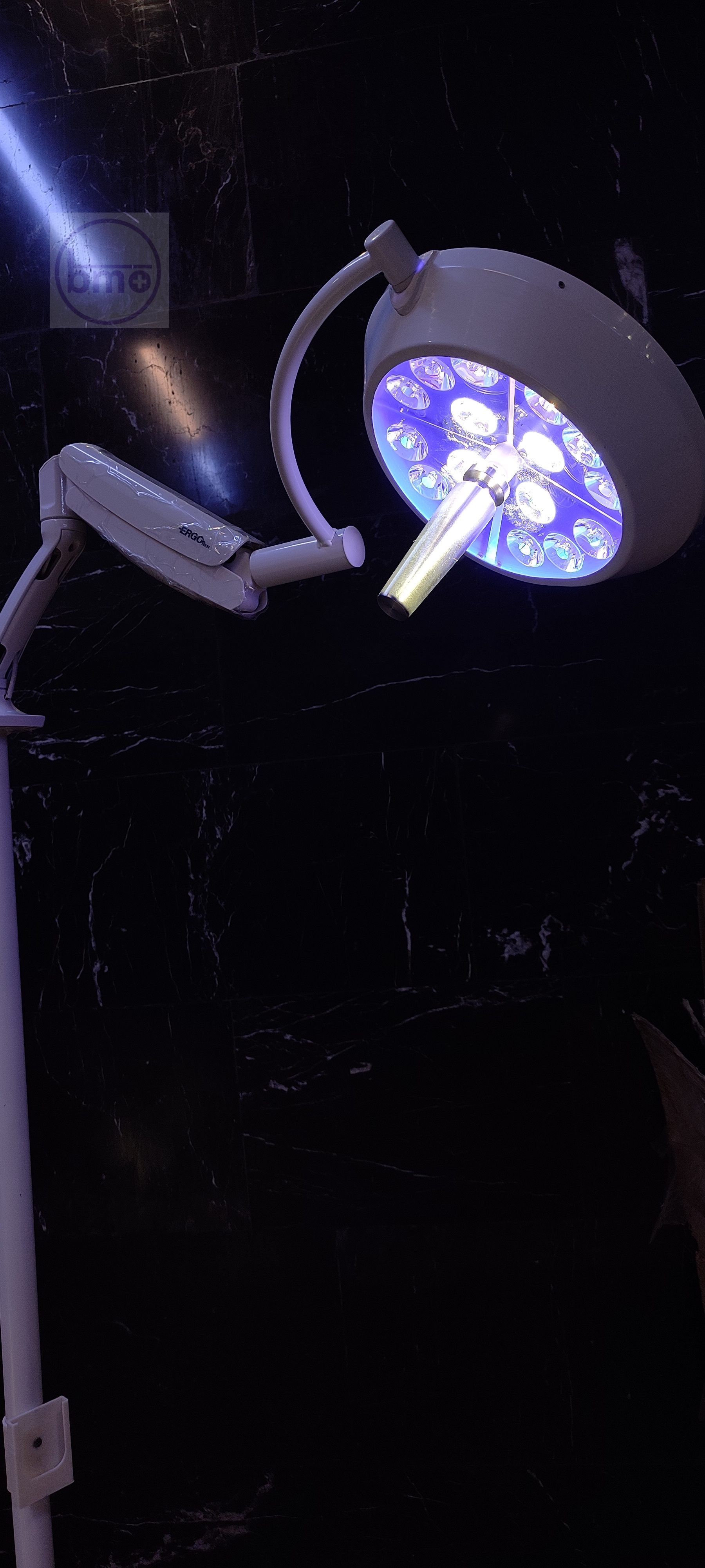 چراغ سیالتیک چند منظوره